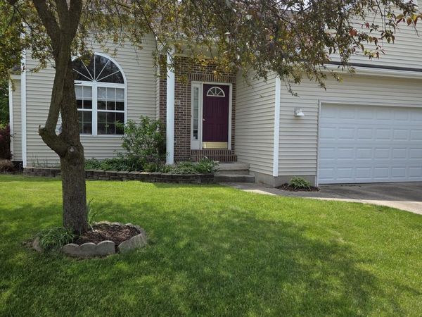 6145 Lindsey Lane, Lansing, MI 48911