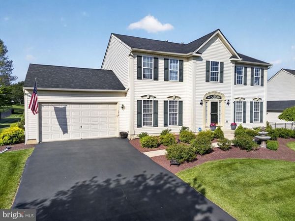 7018 TUSCANY DRIVE , MACUNGIE, PA 18062