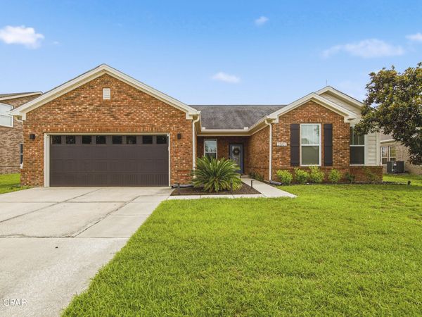 2807 Hawks Landing Boulevard , Panama City, FL 32405