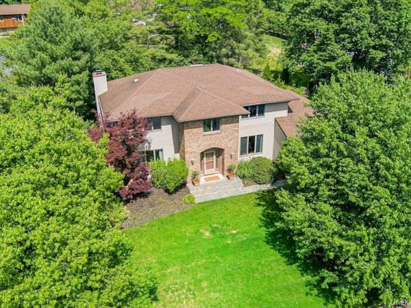 22 Peach Street, Nanuet, NY 10954