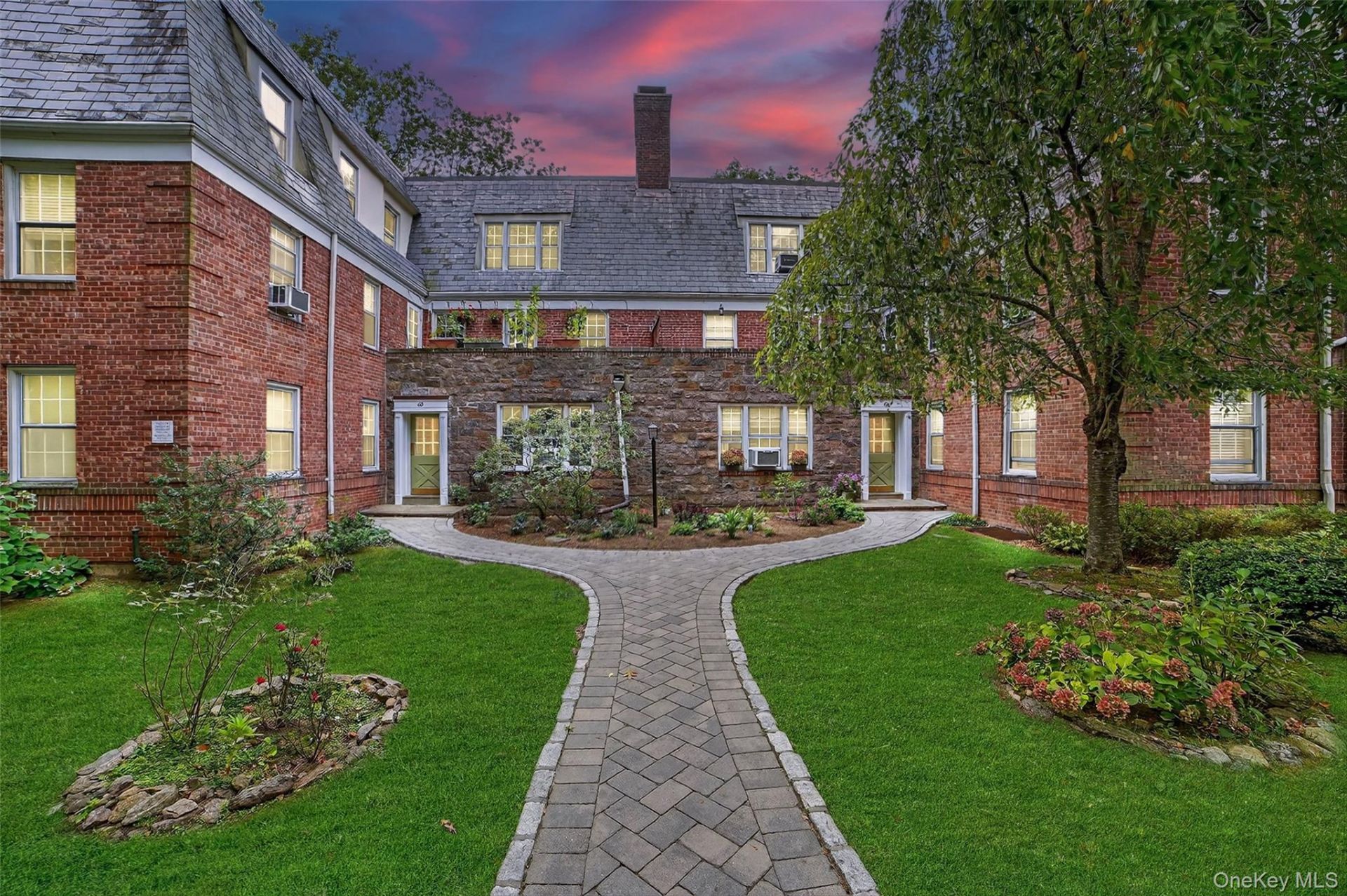 64 Pinewood Road, Unit TB, Hartsdale, NY 10530 Main Photo