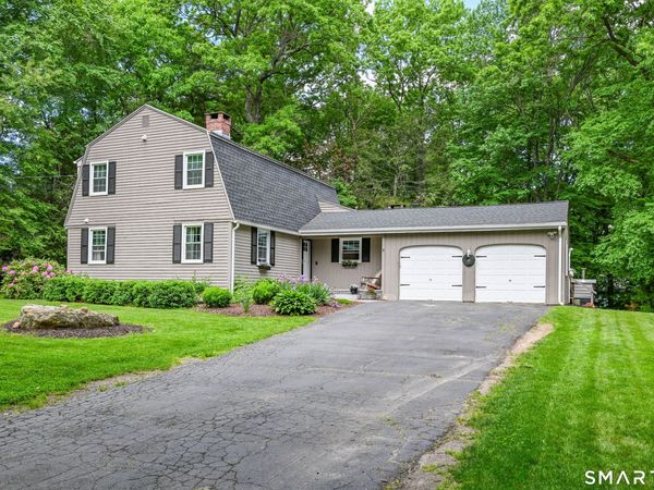 8 Ridge , Burlington, CT 06013