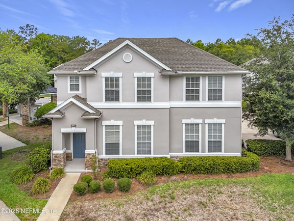 5692 PARKSTONE CROSSING Drive, Jacksonville, FL 32258