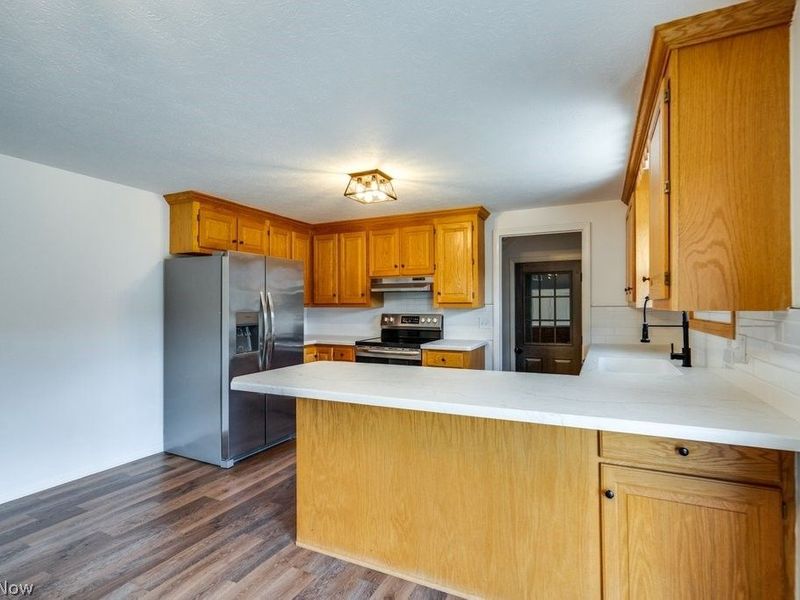 1704 Plymouth Knoll Avenue NW, Massillon, OH 44646 Photo 10