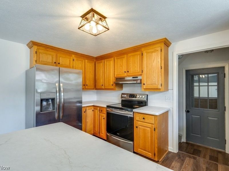 1704 Plymouth Knoll Avenue NW, Massillon, OH 44646 Photo 11