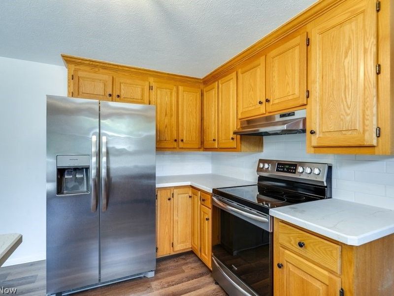 1704 Plymouth Knoll Avenue NW, Massillon, OH 44646 Photo 7