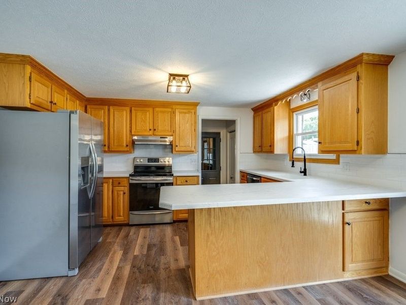 1704 Plymouth Knoll Avenue NW, Massillon, OH 44646 Photo 8