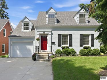 5626 Western Avenue , Omaha, NE 68132