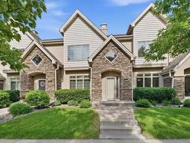 635 Willoughby Way W, Minnetonka, MN 55305