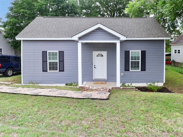 703 S Main Street , Landis, NC 28088