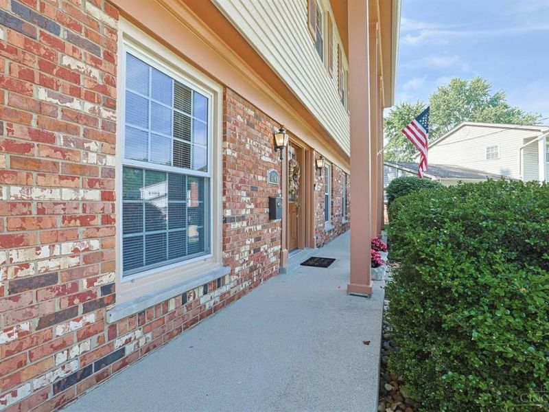4109 Woodchuck Court, Cincinnati, OH 45251 Photo 3