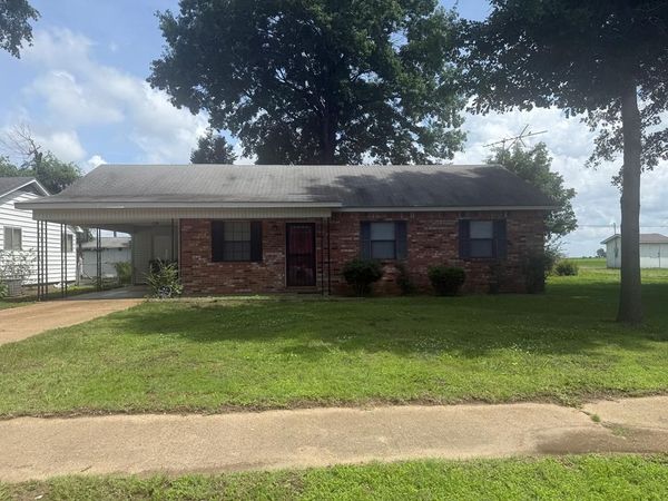 820 Grandview Street, Blytheville, AR 72315