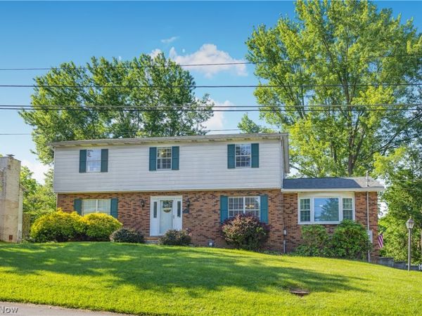 246 North Hills Drive, Parkersburg, WV 26104