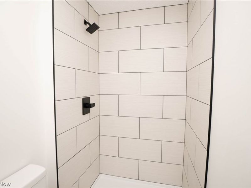 3648 Mulberry Street NW, Uniontown, OH 44685 Photo 23