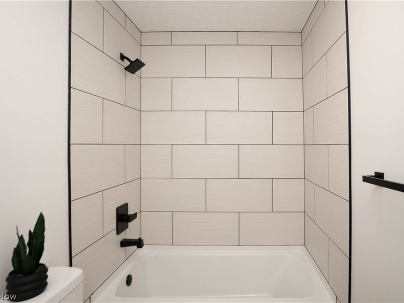 3648 Mulberry Street NW, Uniontown, OH 44685 Photo 31