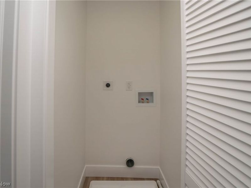 3648 Mulberry Street NW, Uniontown, OH 44685 Photo 32