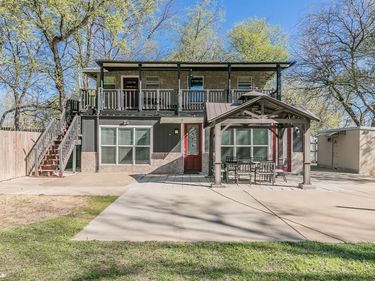 7612 Sommerville Place Road, Fort Worth, TX 76135