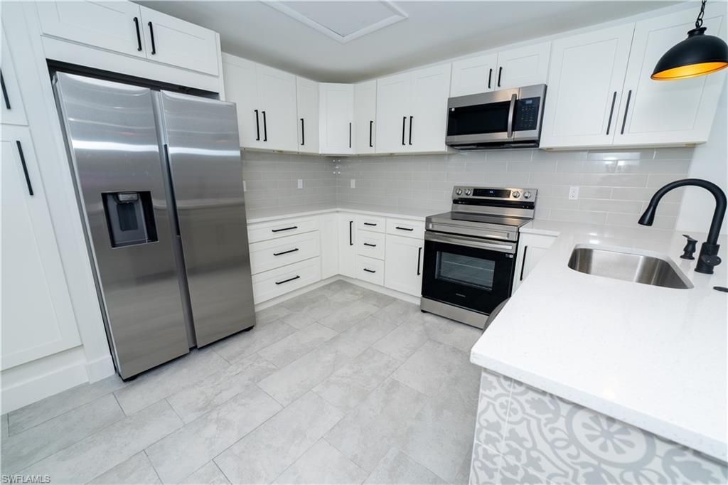 6306 Royal Woods Dr , Fort Myers, FL 33908 Photo