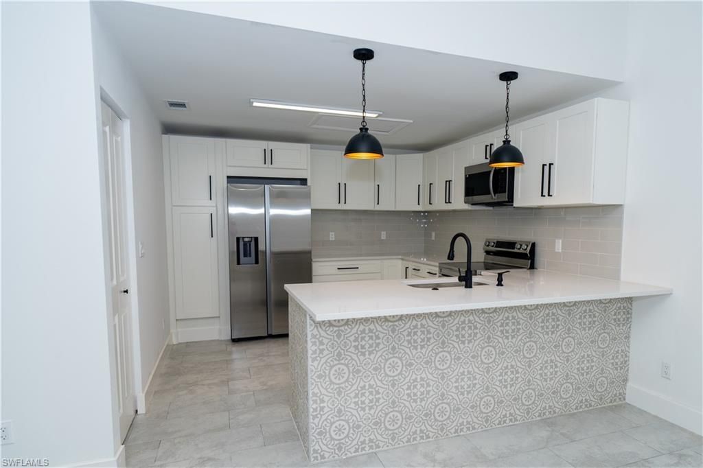6306 Royal Woods Dr , Fort Myers, FL 33908 Photo