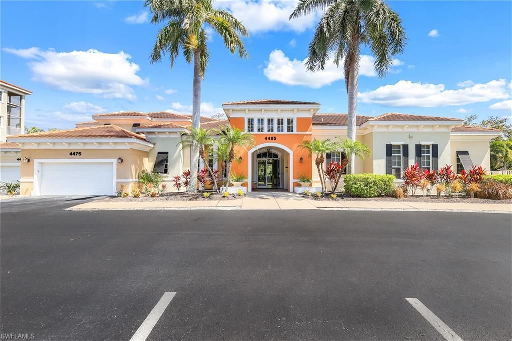 4500 Botanical Place Cir , Unit 107, Naples, FL 34112 Photo