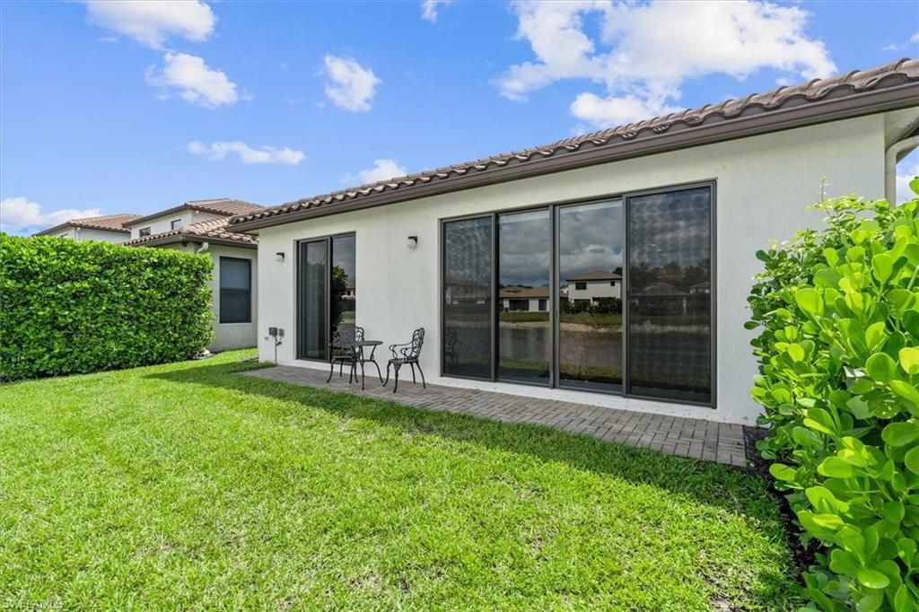 8968 Madrid Cir , Naples, FL 34104 Photo