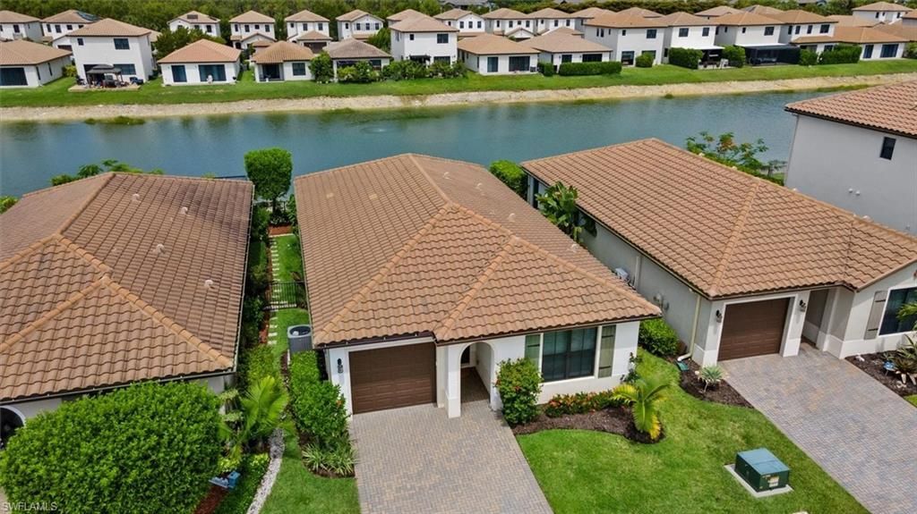 8968 Madrid Cir , Naples, FL 34104 Photo