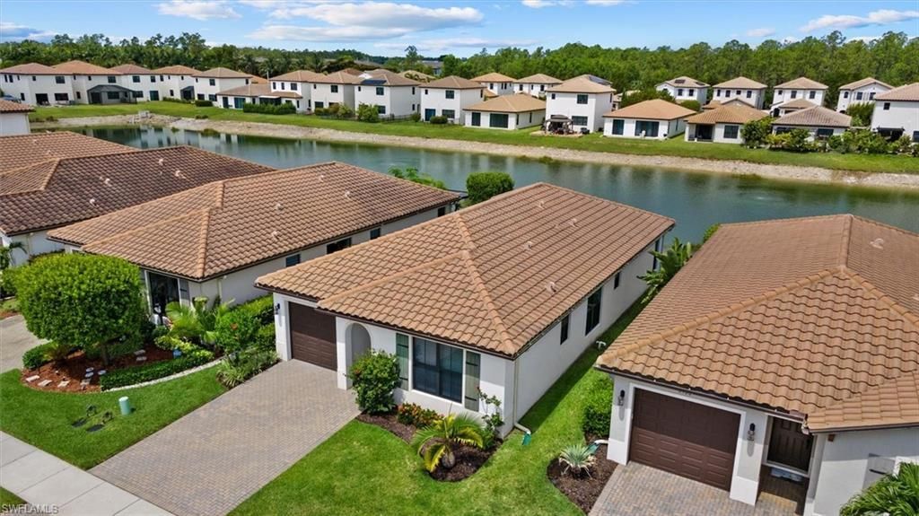 8968 Madrid Cir , Naples, FL 34104 Photo