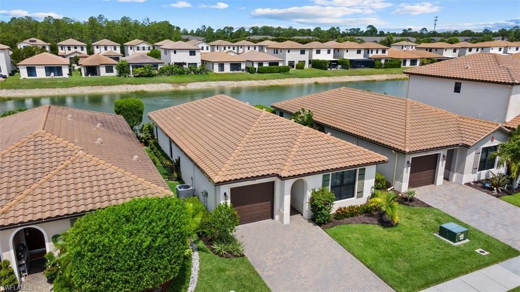 8968 Madrid Cir , Naples, FL 34104 Photo