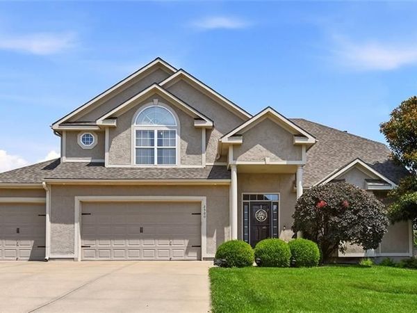 2500 SW Kristin Drive, Lee's Summit, MO 64082