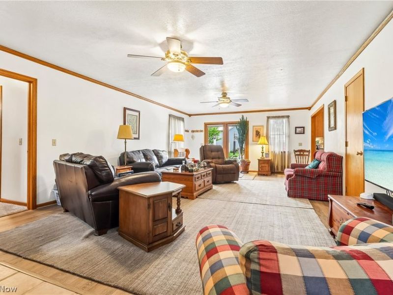22875 Ellsworth Drive , Minerva, OH 44657 Photo 4
