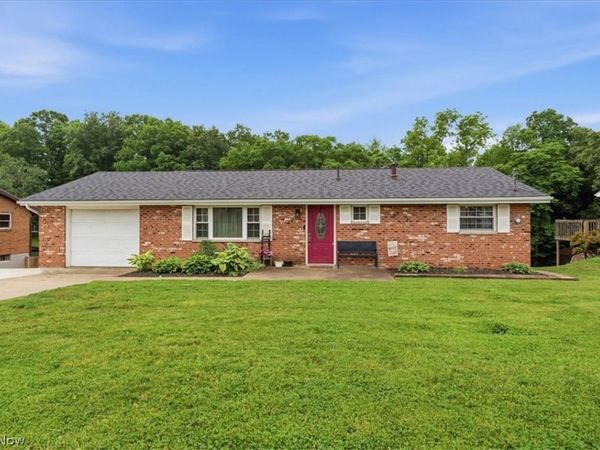 47 W Lubeck Hills Drive, Washington, WV 26181