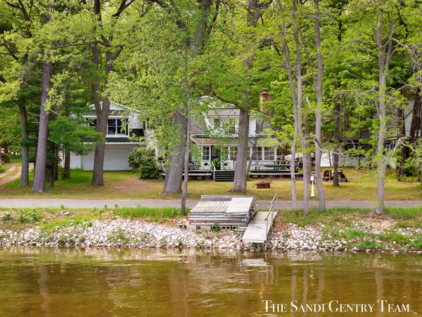 6633 Bass Lake Boulevard, Pentwater, MI 49449