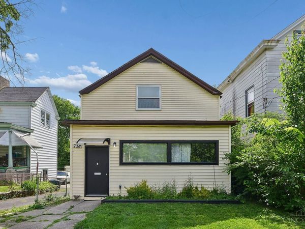 738 Enright Avenue, Cincinnati, OH 45205