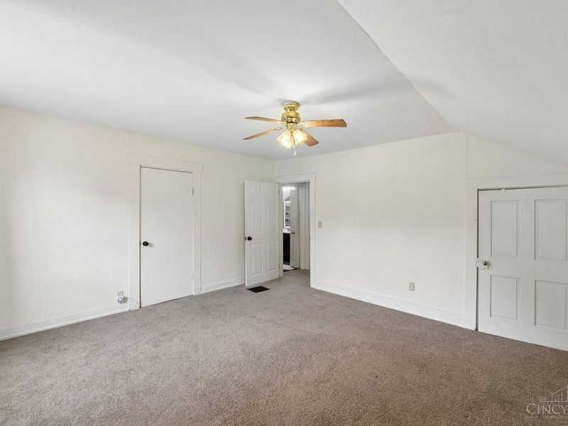 738 Enright Avenue, Cincinnati, OH 45205 Photo 29