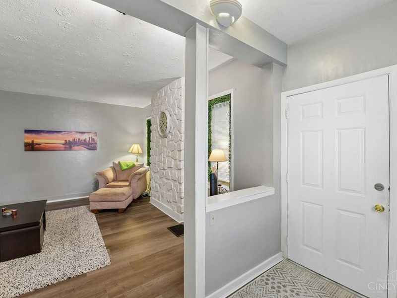 738 Enright Avenue, Cincinnati, OH 45205 Photo 6
