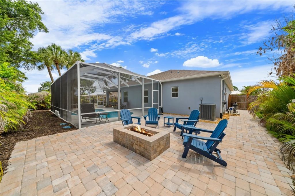 858 George Street, Sebastian, FL 32958 Photo