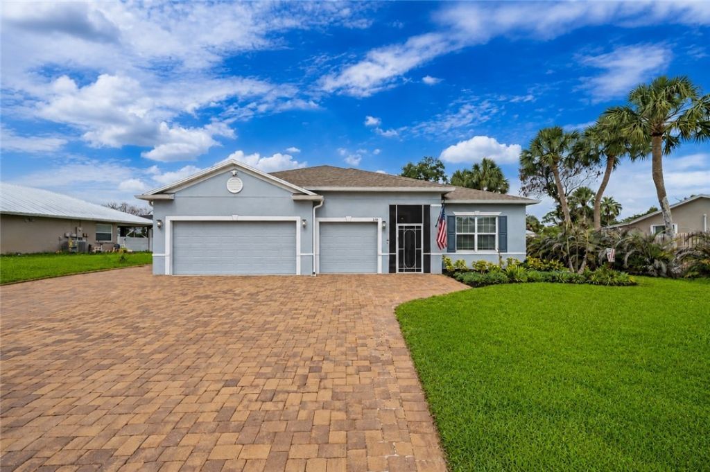 858 George Street, Sebastian, FL 32958 Photo