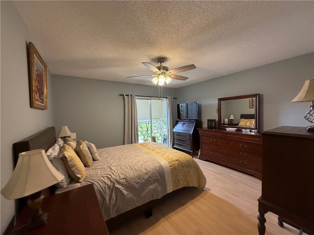 99 Spring Lake Drive, Unit 101, Vero Beach, FL 32962 Photo