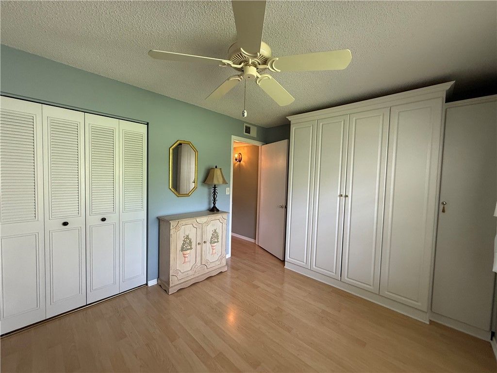 99 Spring Lake Drive, Unit 101, Vero Beach, FL 32962 Photo