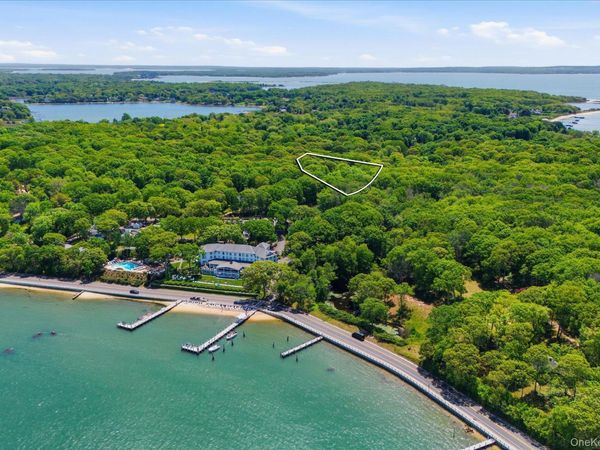 2 Prospect Avenue, Shelter Island, NY 11964