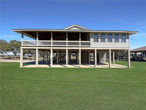 275 CARR Drive , Slidell, LA 70458