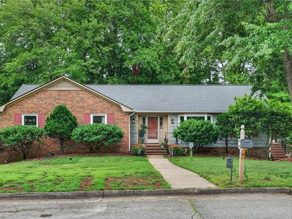 1712 Chesapeake Drive , Greensboro, NC 27410