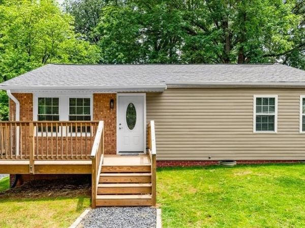524 Ashburn Street , High Point, NC 27260