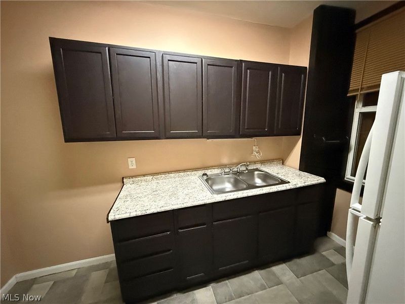 1076 Ackley Street , Akron, OH 44306 Photo 9