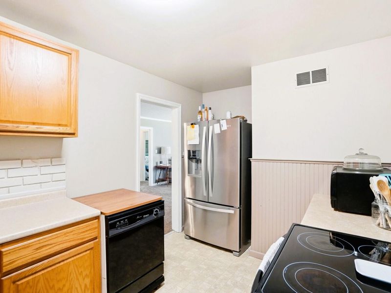 431 Meadow Lane, Springfield, OH 45505 Photo 14