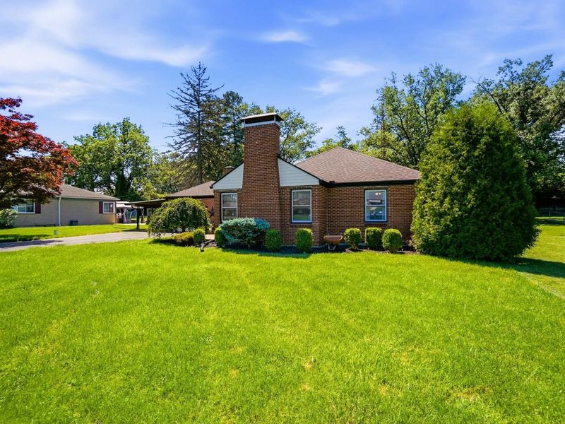 431 Meadow Lane, Springfield, OH 45505 Photo 8