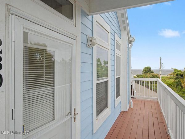 1515 E Beach Boulevard, Pass Christian, MS 39571