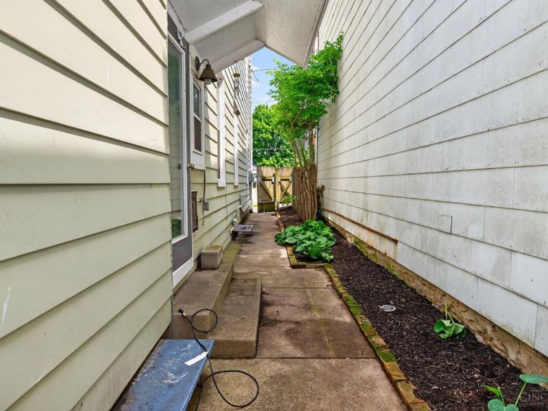 27 Kessler Place, Cincinnati, OH 45217 Photo 46