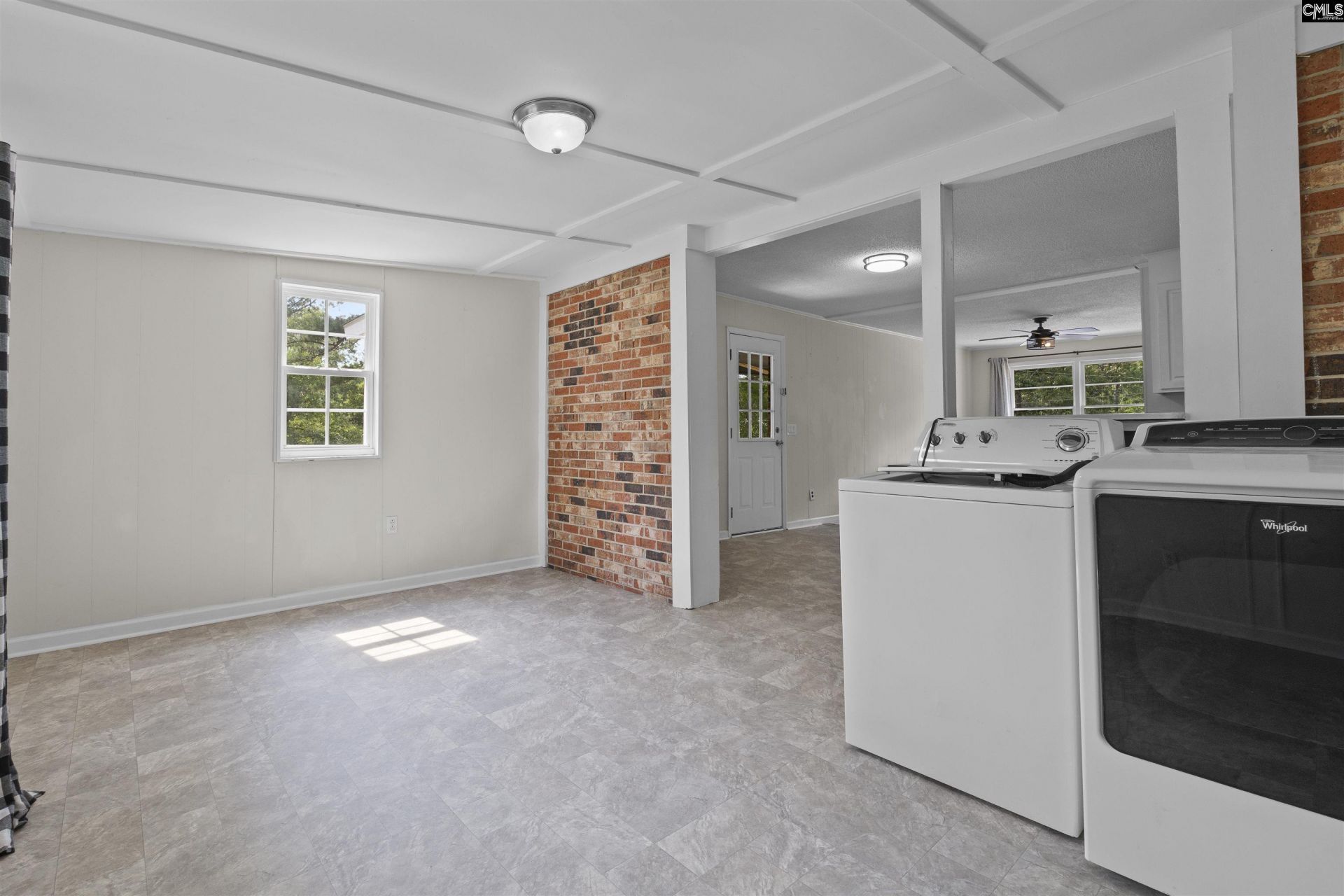1685 Browns Lane  Photo 21