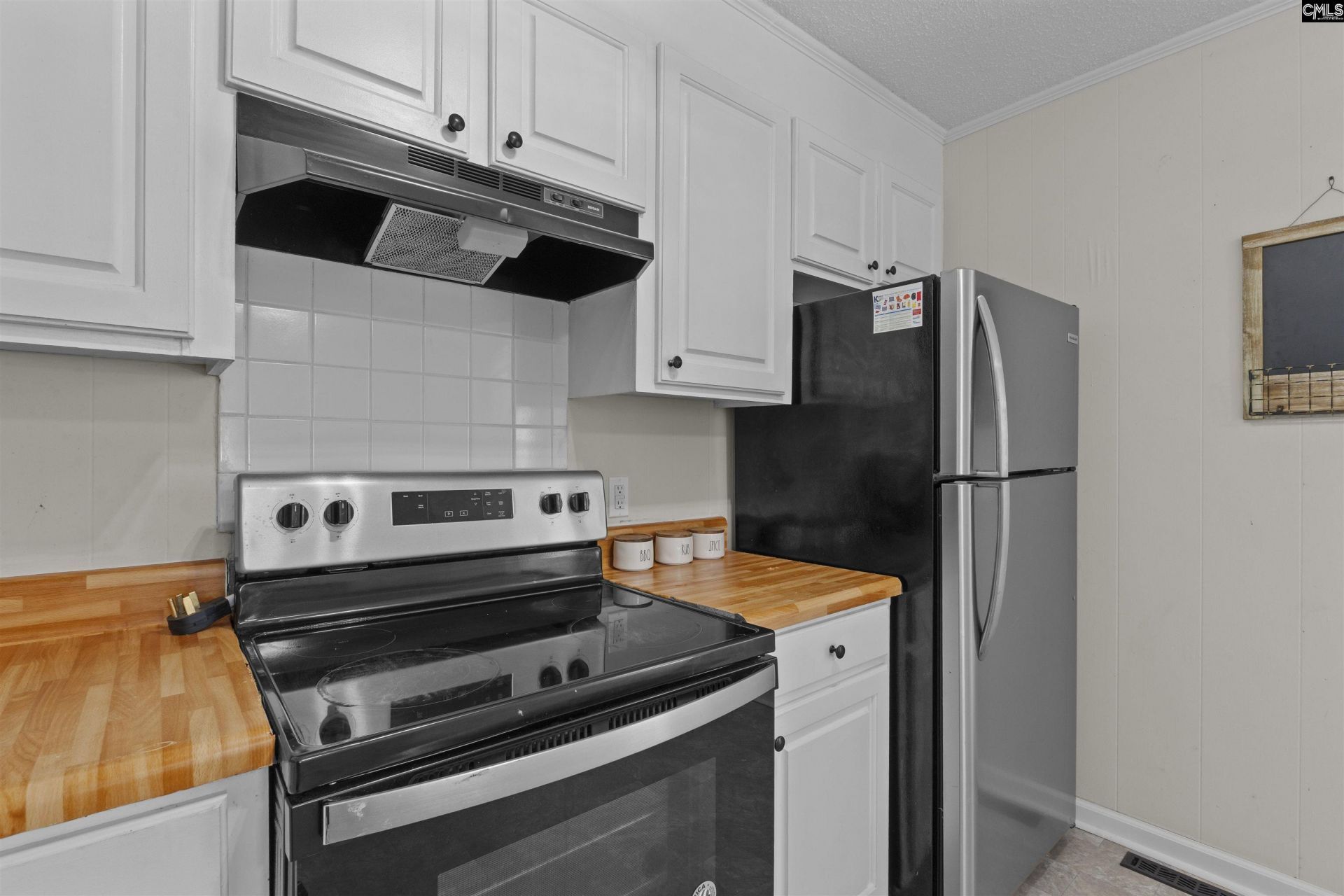 1685 Browns Lane  Photo 9